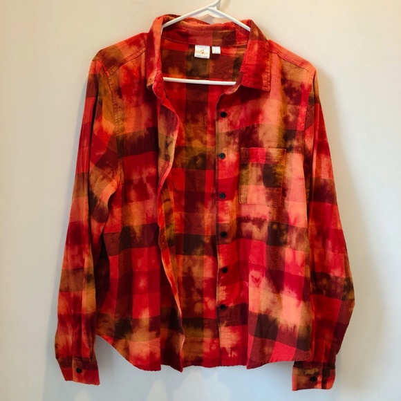 Betty Boop Graphic Plaid Button Down Acid Wash Cotton Flannel Shirt - Picture 4 of 6